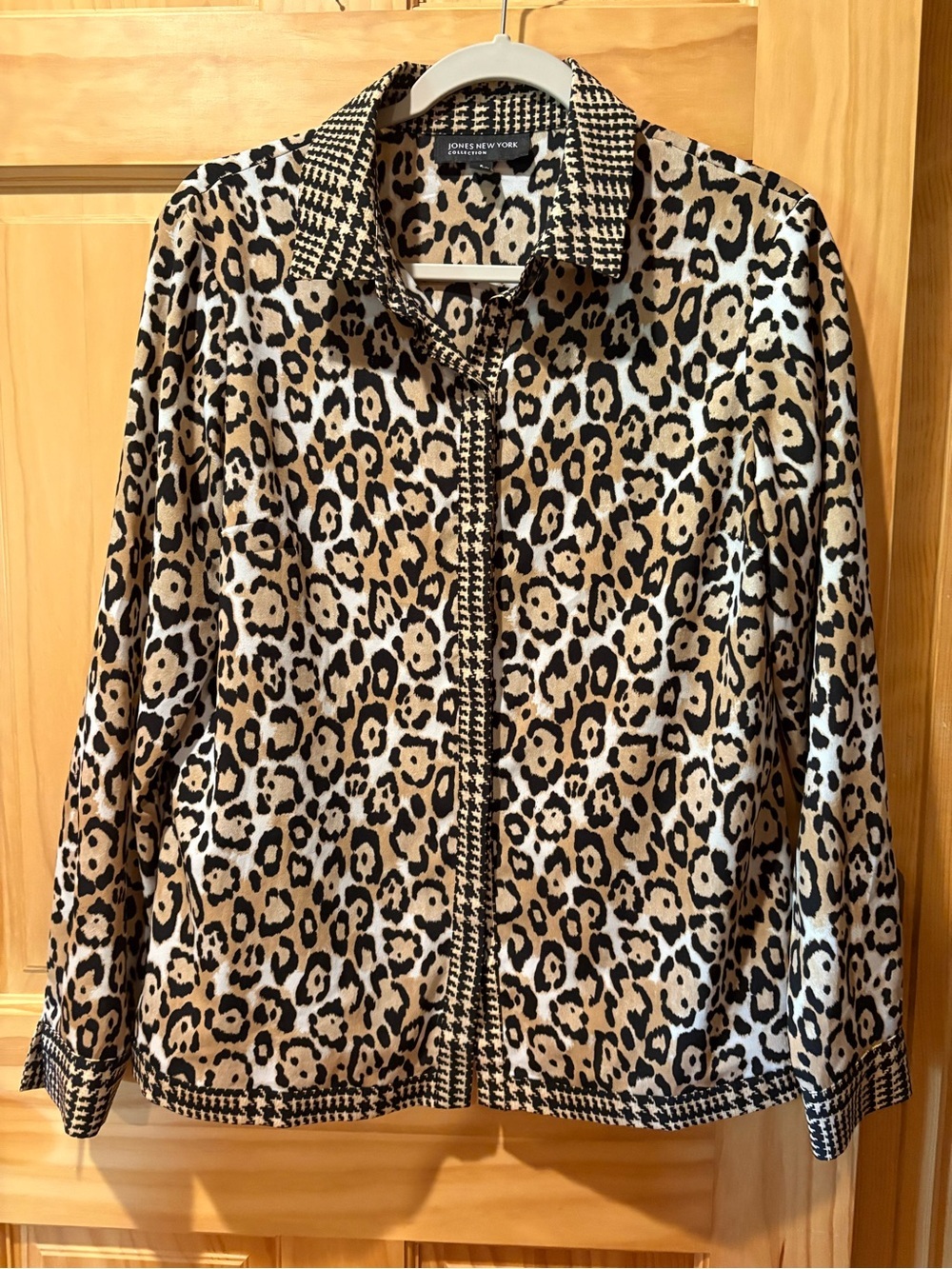 Jones New York Leopard Print Button Down Tan Black Houndstooth Trim size 8
